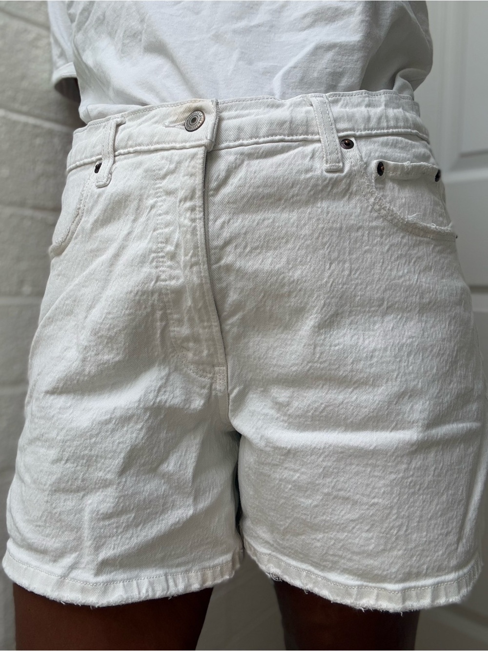 Abercrombie & Fitch The Dad Short High Rise Waist White Denim Shorts